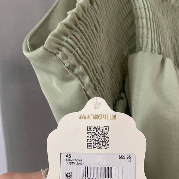 Ruffle Tank top - Picture 3 of 4